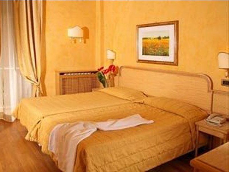 Hotel Oxford Рим Екстер'єр фото
